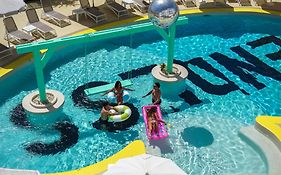 Endlss Beach & Disco Hotel Ibiza Adults Only